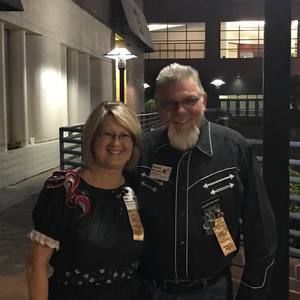 Meet your Posher, Flora